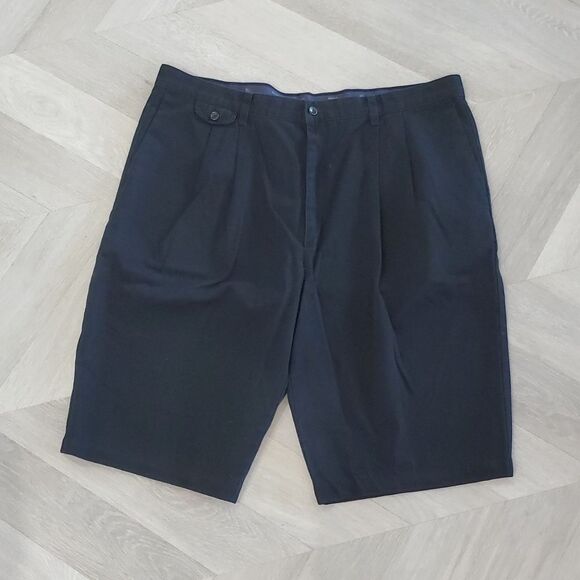 Dockers Golf 100% Cotton Men’s Navy Blue Shorts. Size 42 - Picture 1 of 6